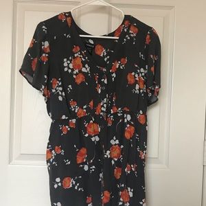 Grey floral Torrid blouse